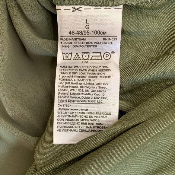 Banana Republic | Green Peplum Top NWT - Picture 7 of 8